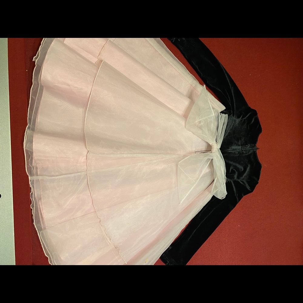 Dress - Picture 2 of 3